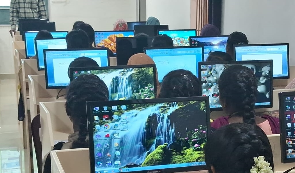 கணினி மற்றும் இணையத் தமிழ்த் திறன் மேம்பாட்டுப் பயிற்சி - படம் - 16
